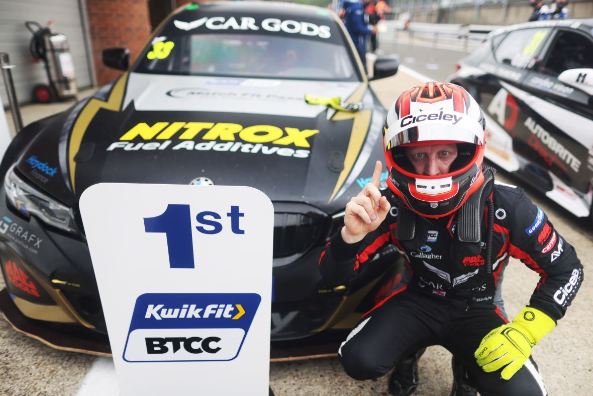 Adam Mogan Wins At Brands Hatch